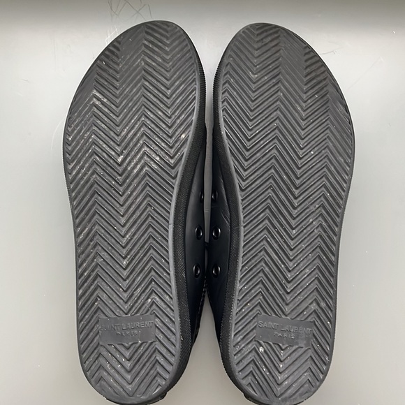 Leather Bedford - Picture 4 of 5